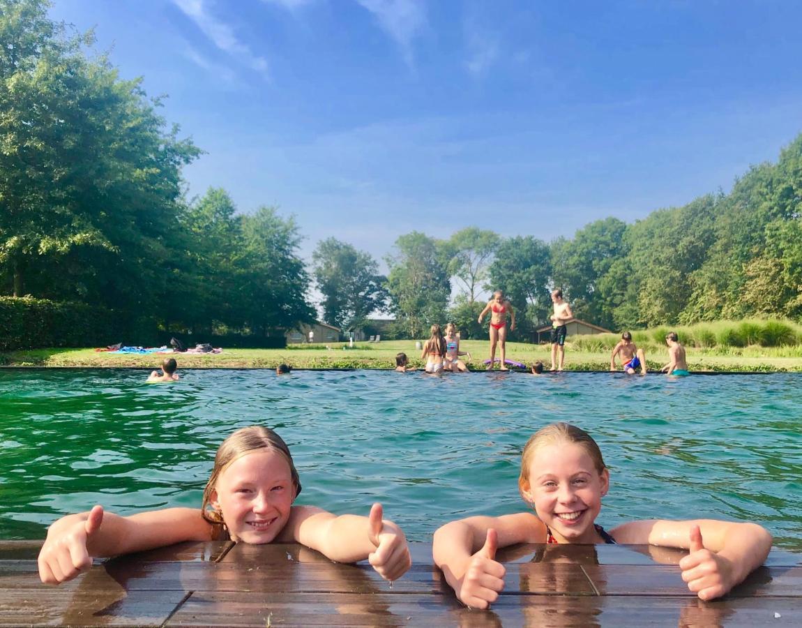 Landhuis Hotel De Hilkensberg Broekhuizen  Ngoại thất bức ảnh